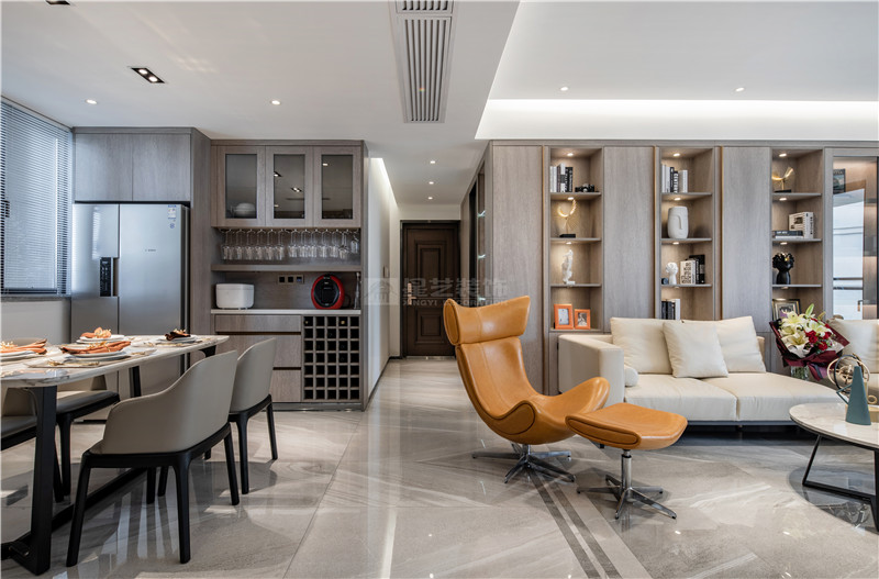 華發(fā)國(guó)賓壹號(hào)120平客餐廳裝修實(shí)景圖