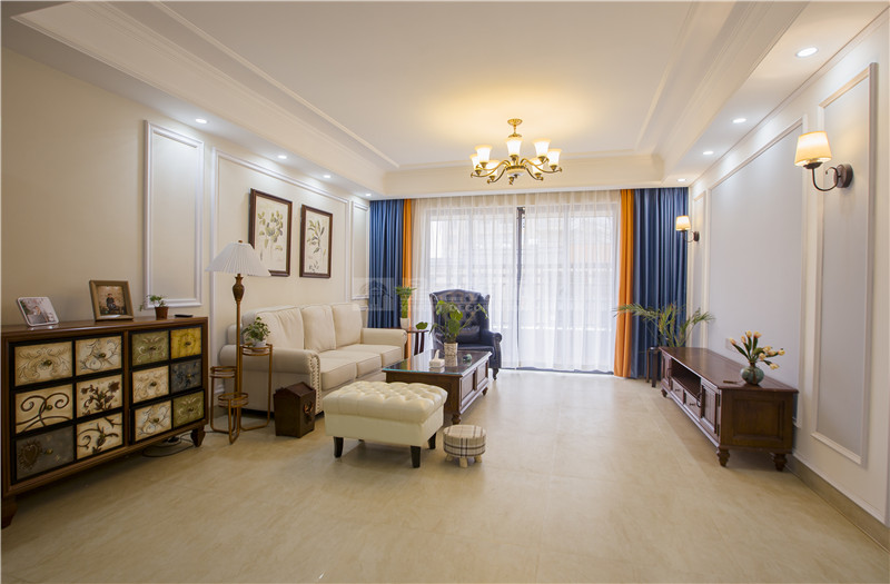 第四人民醫(yī)院單位房140平客廳裝修實(shí)景圖