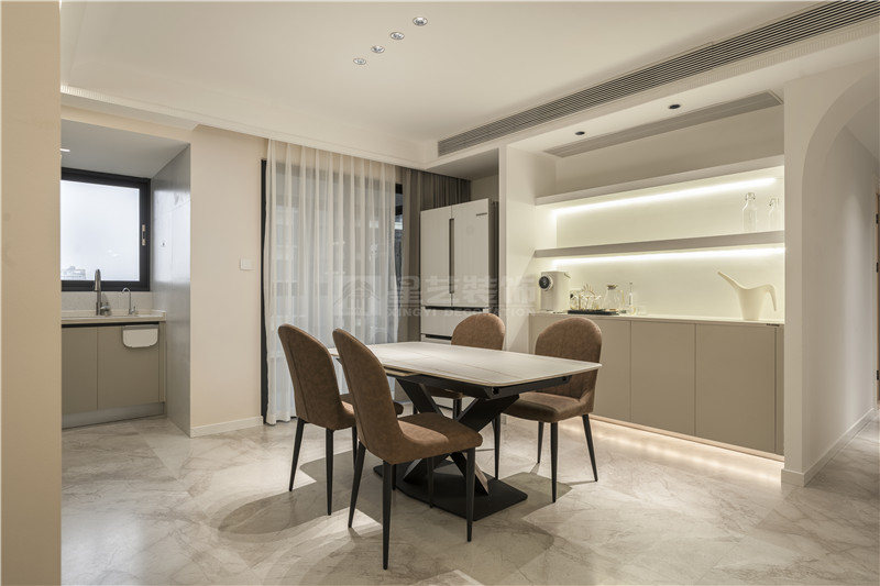 萬象華府140平餐廳裝修實(shí)景圖