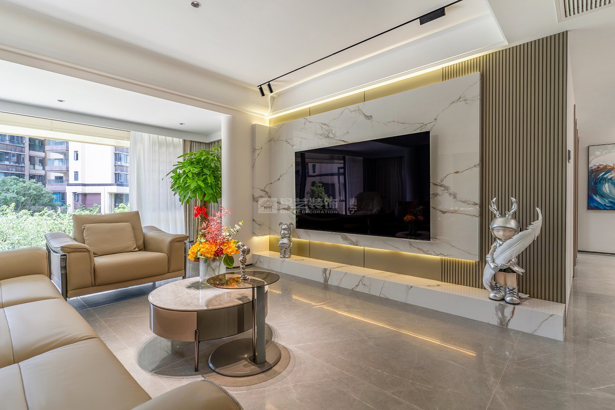 保利天悅臺129平現(xiàn)代簡約風(fēng)格客廳裝修實(shí)景