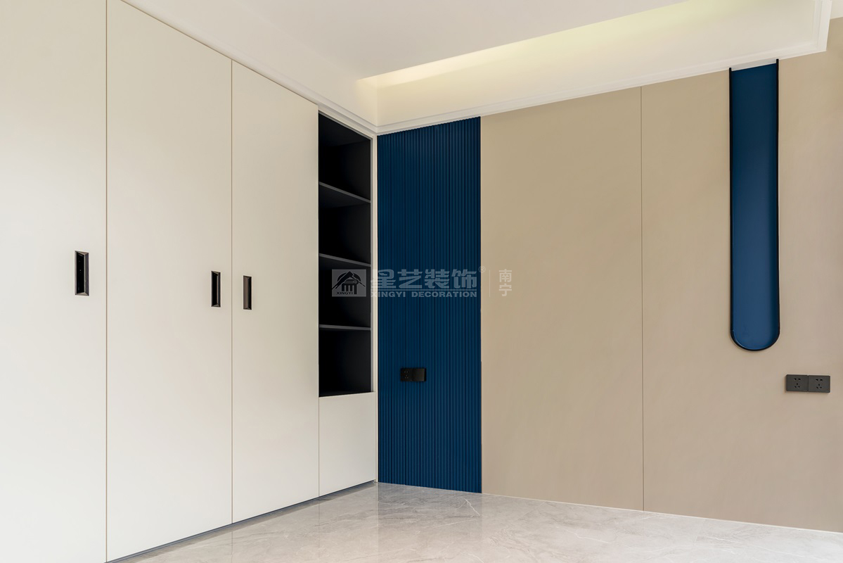 建發(fā)央璽129平現(xiàn)代奶油風(fēng)兒童房裝修實(shí)景