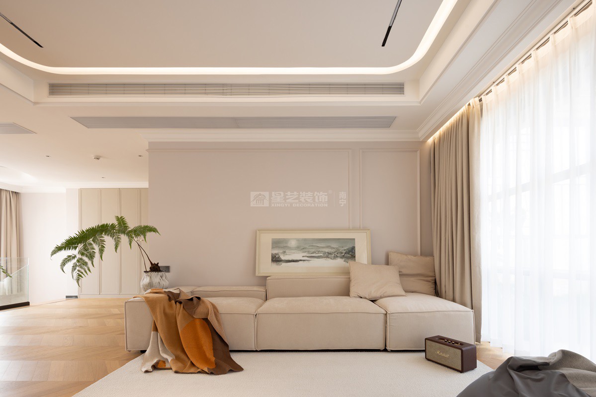 江山璟原270平現(xiàn)代奶油風(fēng)格起居室裝修實(shí)景