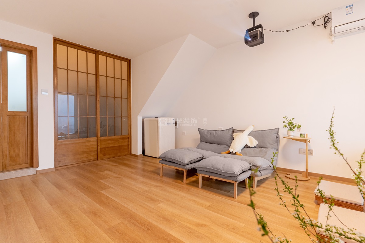 綠地中央廣場40平客廳裝修實景