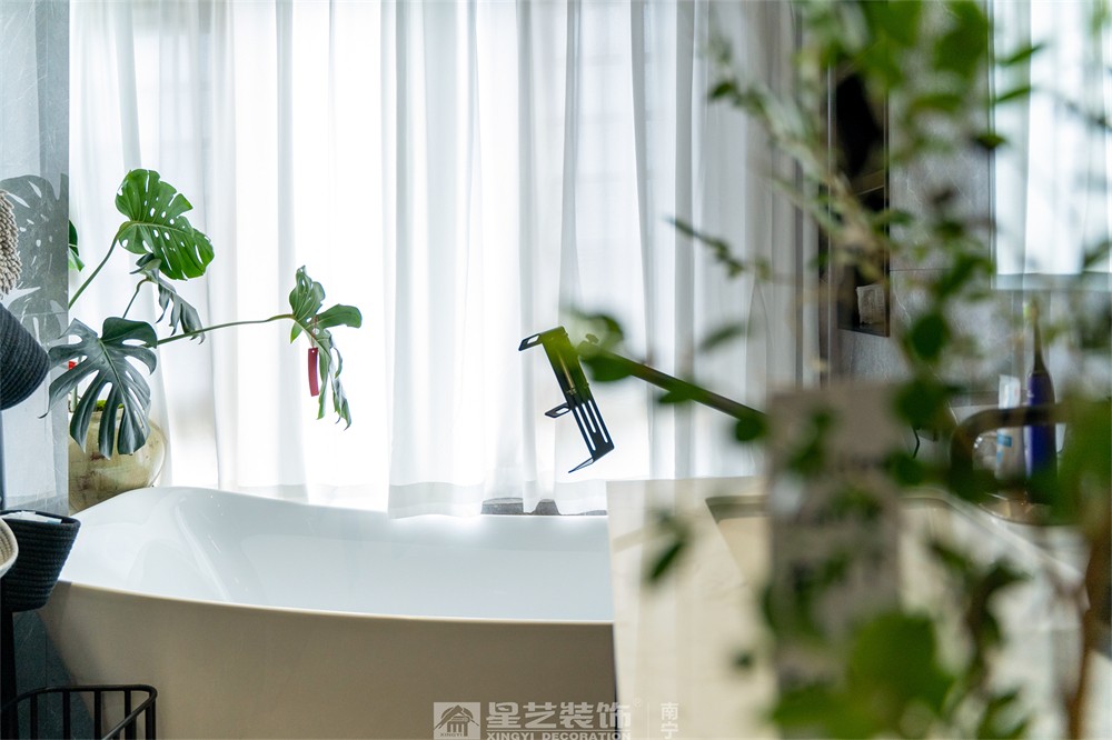 盛天青山郡120平法式復古浴室裝修實景圖