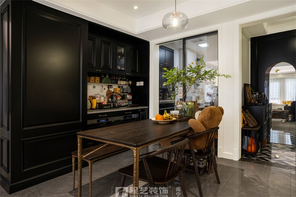 盛天青山郡120平法式復古餐廳裝修實景圖