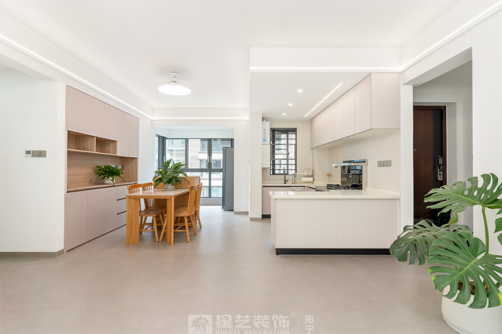 聯(lián)發(fā)臻境136平現(xiàn)代簡約廚房實(shí)景