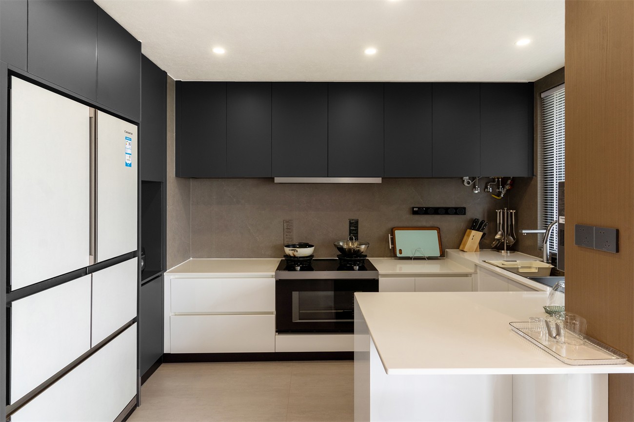 華潤西園悅府167平意式風(fēng)格廚房裝修完工實(shí)景