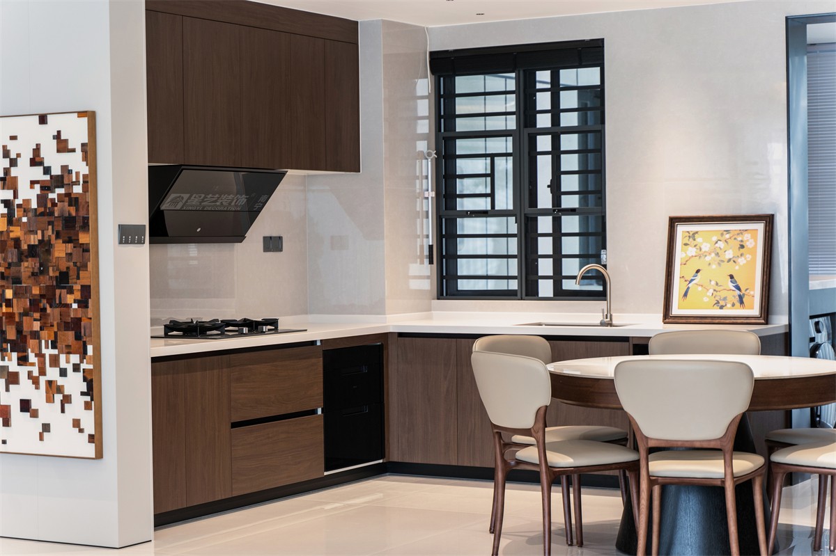 華潤(rùn)西園潤(rùn)府143平意式輕奢廚房裝修完工實(shí)景圖
