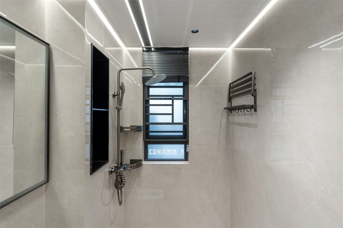 華潤(rùn)西園潤(rùn)府143平意式輕奢衛(wèi)生間裝修完工實(shí)景圖