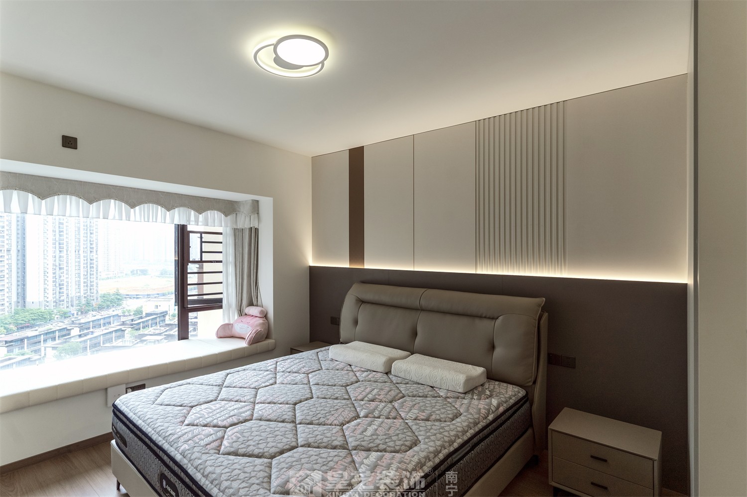 龍光天瀛140平意式輕奢臥室裝修完工實景圖