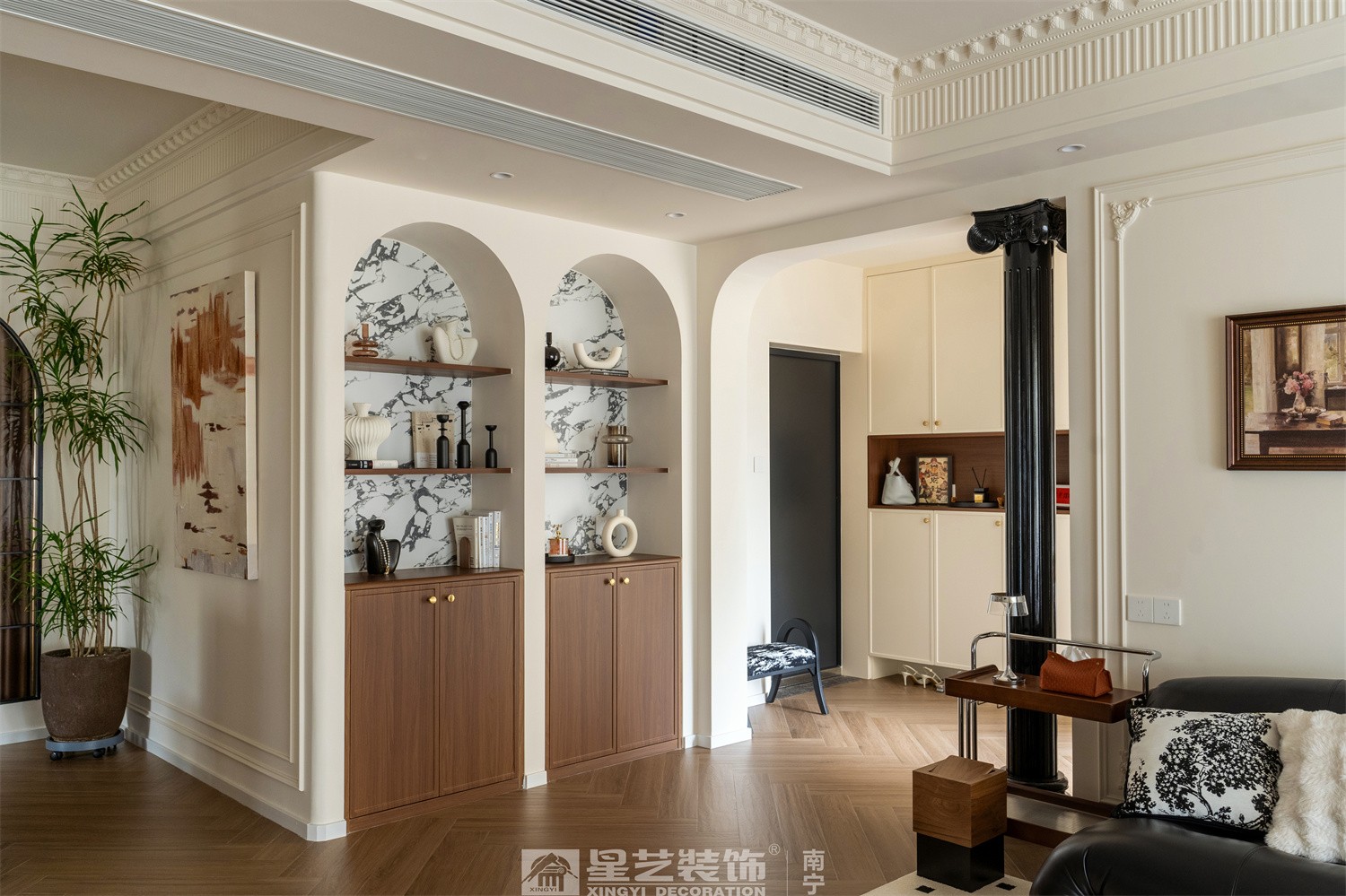 湖畔書院150平法式中古風(fēng)入戶裝修完工實景圖