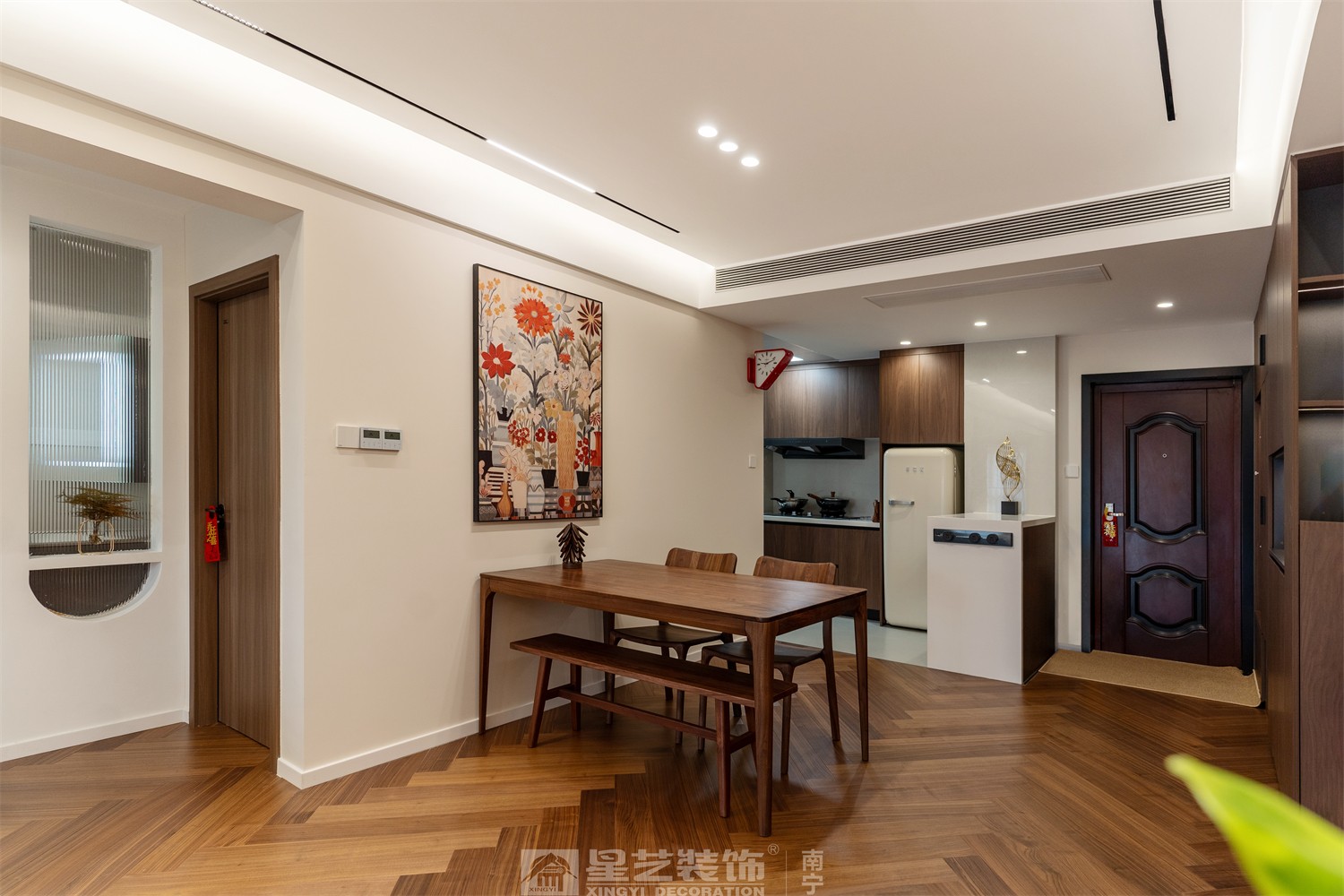 二中新民小區(qū)意式輕奢餐廳裝修完工實(shí)景圖