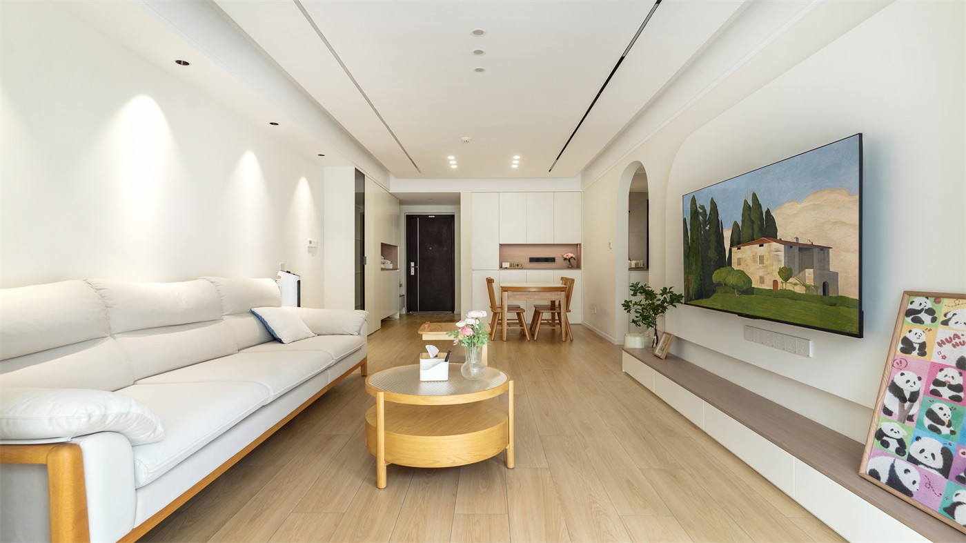 保利領秀廣場75平奶油風客廳裝修實景圖