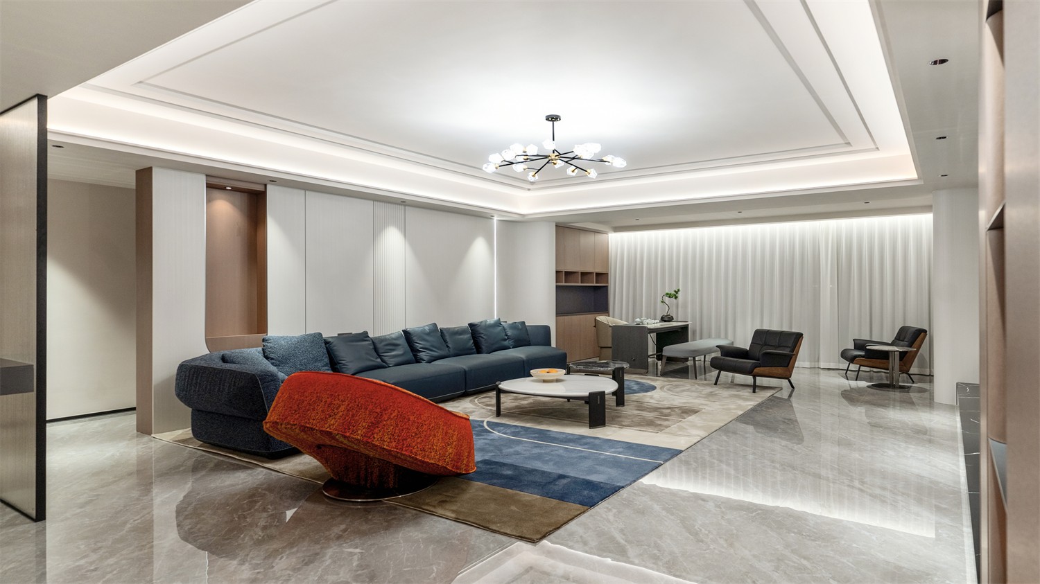 龍光玖瓏湖271平現(xiàn)代風格客廳裝修實景圖