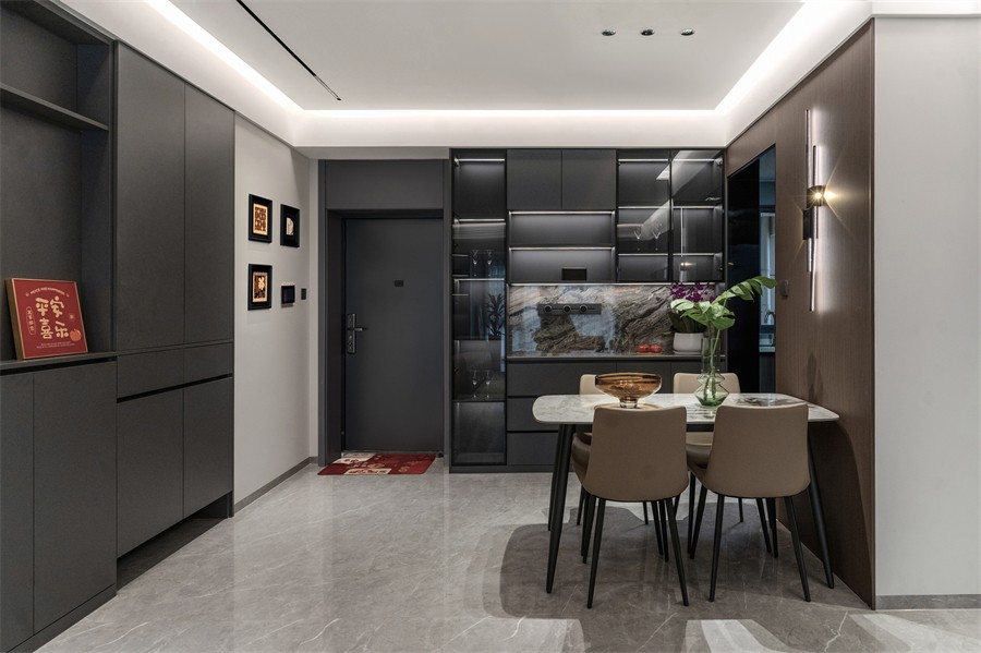 東方尊府117平現(xiàn)代風(fēng)格餐廳裝修完工實景圖