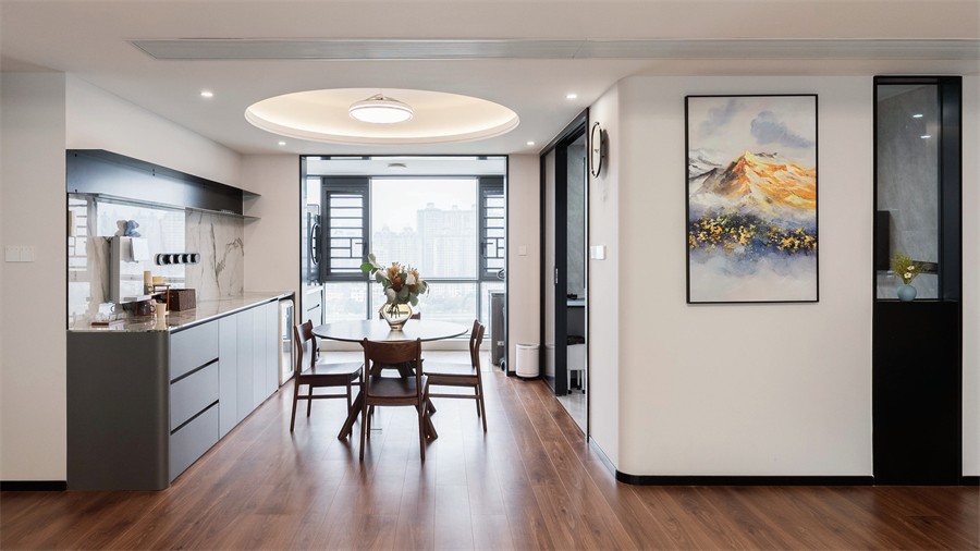 建發(fā)養(yǎng)云184平現(xiàn)代風(fēng)格餐廳裝修完工實景圖