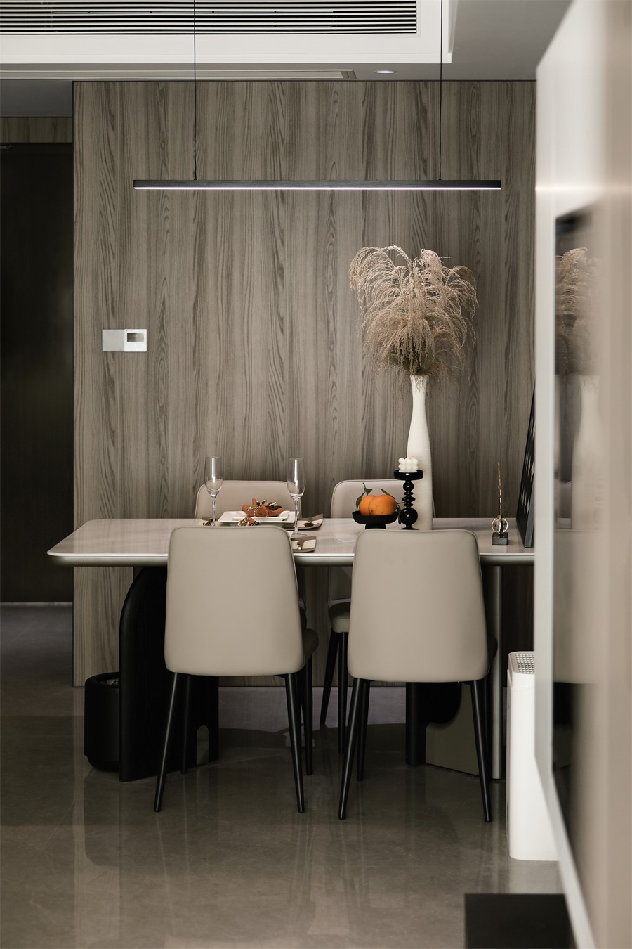 錦官府100平餐廳裝修完工實(shí)景圖